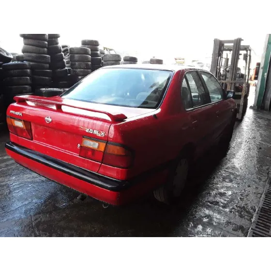 NISSAN PRIMERA BERL./FAMILIAR (P10/W10) '1991 2.0 16V CAT ROJO