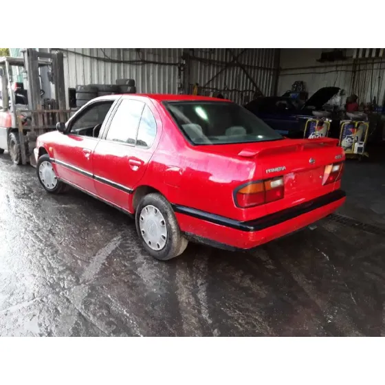 NISSAN PRIMERA BERL./FAMILIAR (P10/W10) '1991 2.0 16V CAT ROJO
