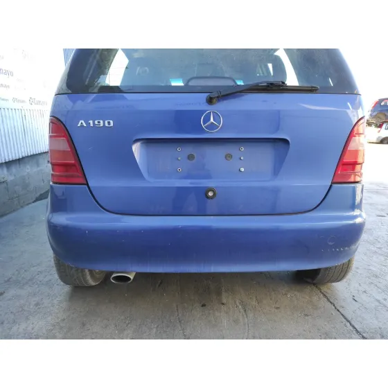 MERCEDES CLASE A (W168) '2000 1.9 CAT AZUL