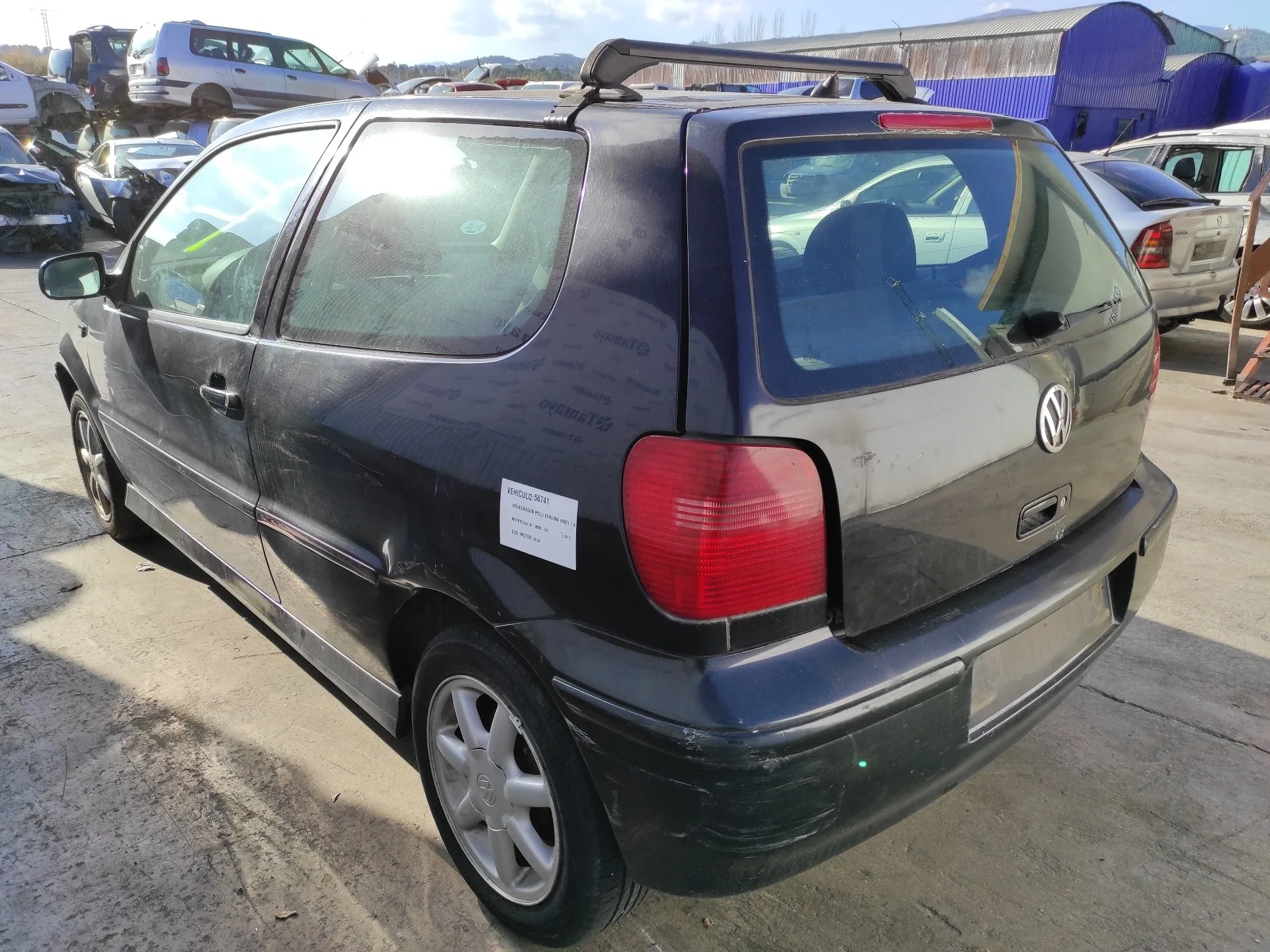 VOLKSWAGEN POLO BERLINA (6N2) VOLKSWAGEN POLO BERLINA (6N2) '2000 1.4 16V NEGRO 1999