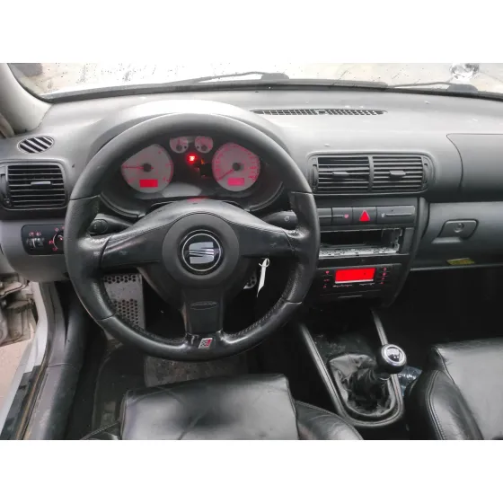 SEAT TOLEDO (1M2) '2000 * PLATA