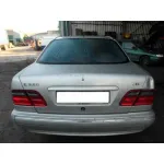 MERCEDES-BENZ CLASE E (W210) BERLINA MERCEDES-BENZ BM SERIE 210 BERLINA '2000 * PLATA 1995