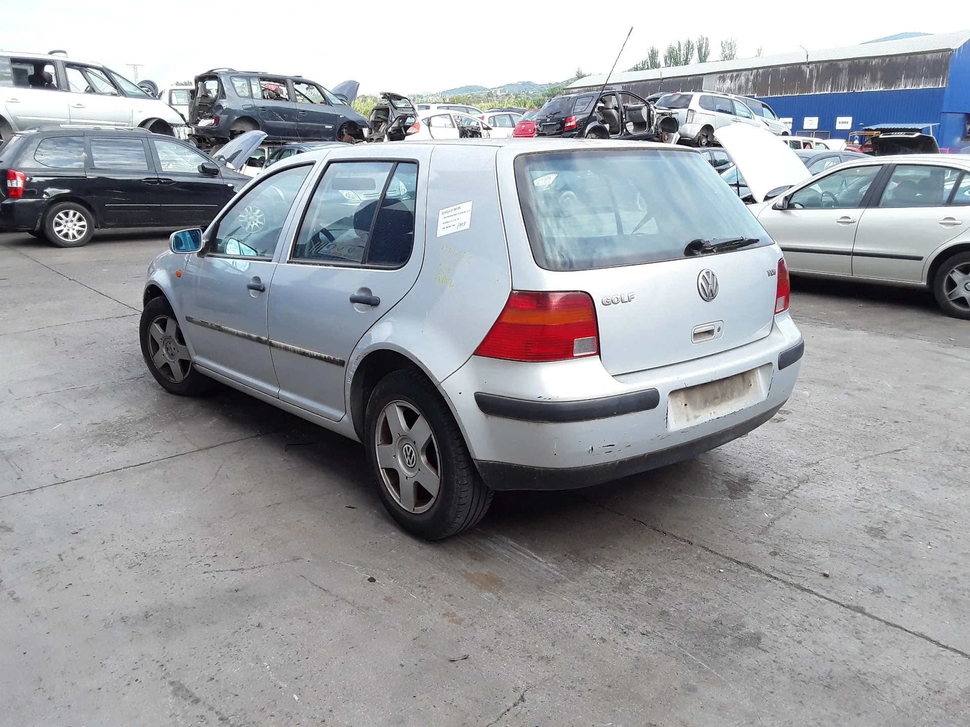 VOLKSWAGEN GOLF IV (1J1) *08-10-25 100-VOLKSWAGEN GOLF IV BERLINA (1J1) '1998 * PLATA 1997