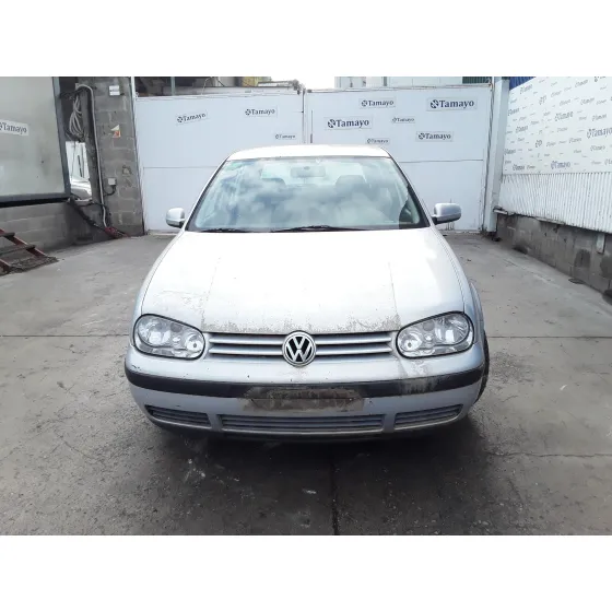 *08-10-25 100-VOLKSWAGEN GOLF IV BERLINA (1J1) '1998 * PLATA