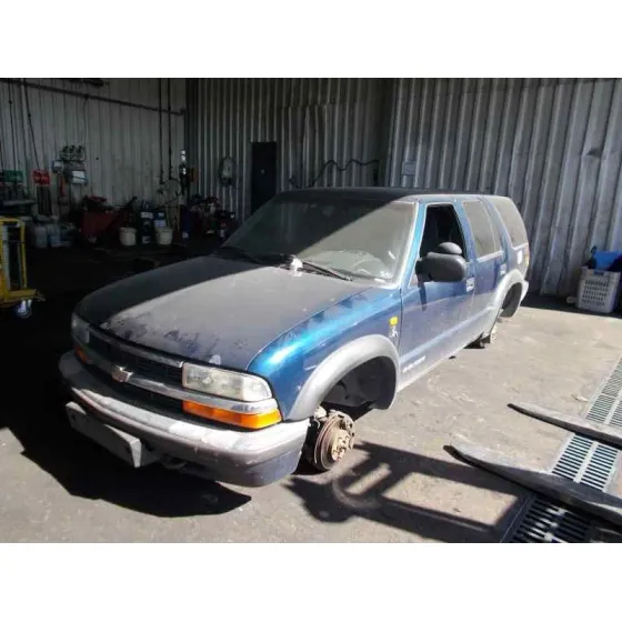 CHEVROLET BLAZER (NEU) '1999 4.3 V6 CAT AZUL