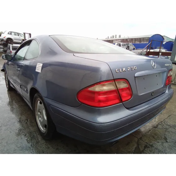 MERCEDES CLASE CLK (W208) COUPE '2000 2.3 COMPRESOR CAT AZUL CELESTE