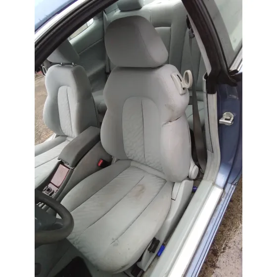 MERCEDES CLASE CLK (W208) COUPE '2000 2.3 COMPRESOR CAT AZUL CELESTE