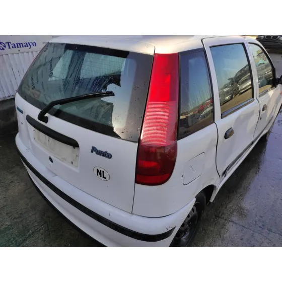 FIAT PUNTO BERLINA (176) '1999 1.2 CAT BLANCO