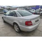 AUDI A4 BERLINA (B5) AUDI A4 BERLINA (B5) '2000 1.8 20V TURBO PLATA 1999
