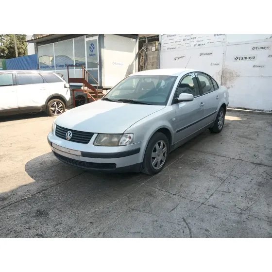 Volkswagen PASSAT B5 (3B2) 1996