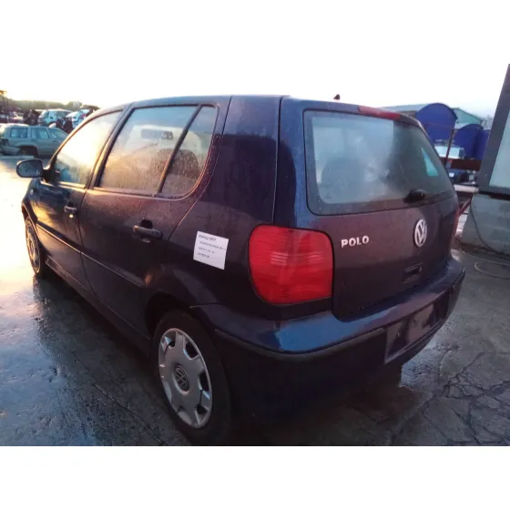 VOLKSWAGEN POLO BERLINA (6N2) '2000 1.4 AZUL
