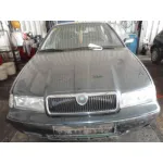 SKODA OCTAVIA BERLINA (1U2) '1998 1.6 NEGRO