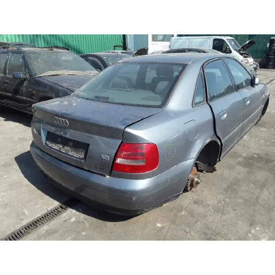 AUDI A4 AVANT (B5) '1999 1.8 20V PLATA