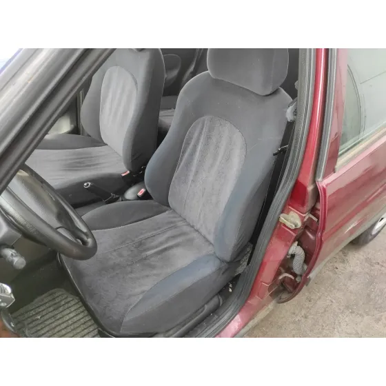 FORD ESCORT BERLINA '1998 1.6 GRANATE