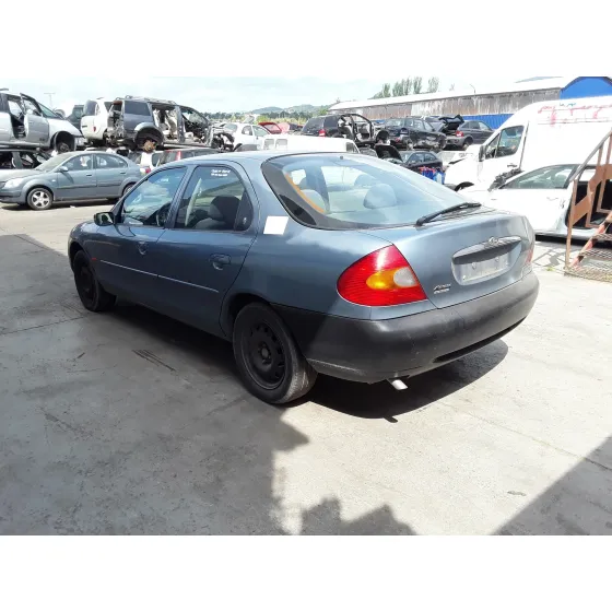 FORD MONDEO BERLINA (GD) '2000 * NEGRO