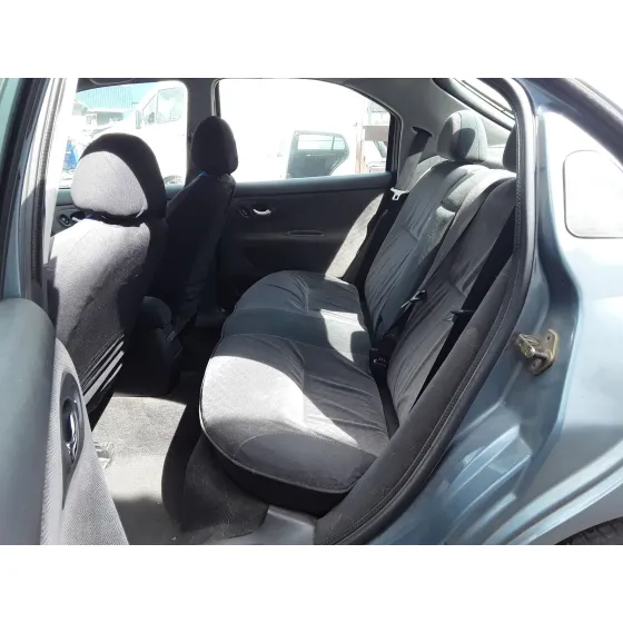 FORD MONDEO BERLINA (GD) '2000 * NEGRO