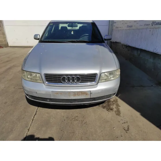 AUDI A4 BERLINA (B5) '1999 1.8 20V PLATA