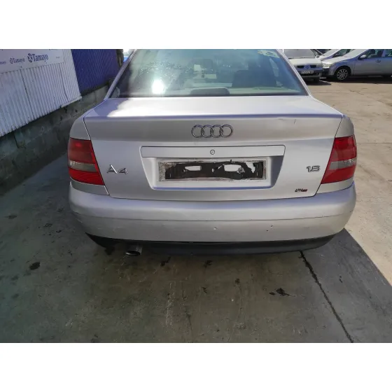AUDI A4 BERLINA (B5) '1999 1.8 20V PLATA