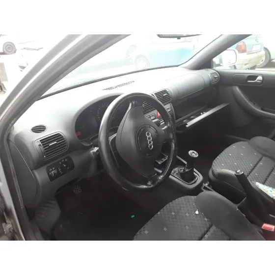 AUDI A3 (8L) '1999 1.9 TDI PLATA
