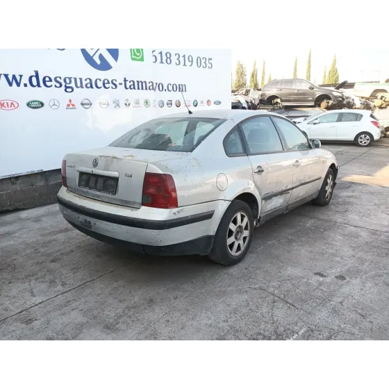 Volkswagen PASSAT B5 (3B2) 1996