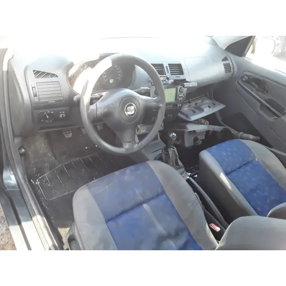 SEAT IBIZA (6K1) '2000 1.4 NEGRO