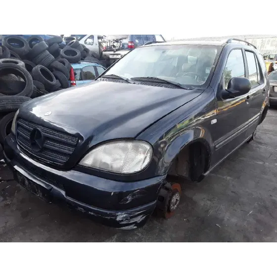 MERCEDES CLASE M (W163) '1999 230 (163.136) AZUL