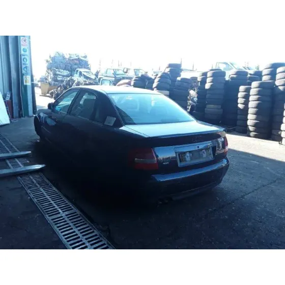 AUDI A4 BERLINA (B5) '2000 1.8 T AZUL OSCURO