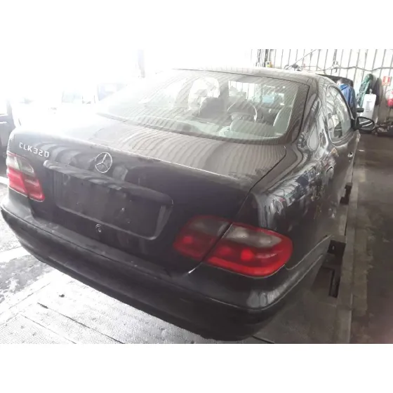 MERCEDES CLASE CLK (W208) COUPE '2000 3.2 V6 18V CAT VERDE