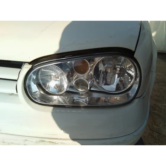 VOLKSWAGEN GOLF IV BERLINA (1J1) '1998 1.9 TDI BLANCO
