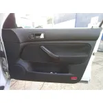 VOLKSWAGEN GOLF IV BERLINA (1J1) '1998 1.9 TDI BLANCO