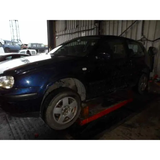 VOLKSWAGEN GOLF IV BERLINA (1J1) '1999 1.6 AZUL MARINO
