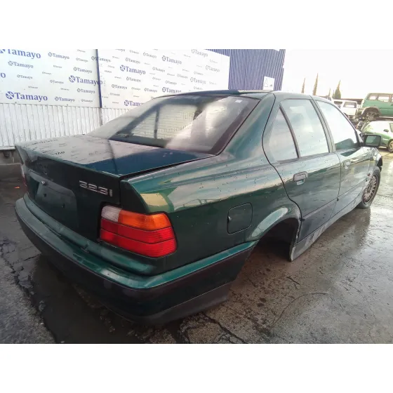 BMW SERIE 3 BERLINA (E36) '1996 2.5 24V CAT VERDE