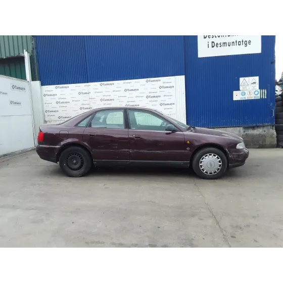 AUDI A4 BERLINA (B5) '1997 * BERENJENA