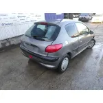 PEUGEOT 206 BERLINA PEUGEOT 206 BERLINA '1999 1.9 DIESEL GRIS OSCURO 1998