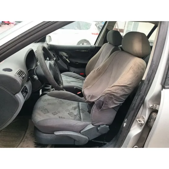 Seat LEON (1M1) 1999