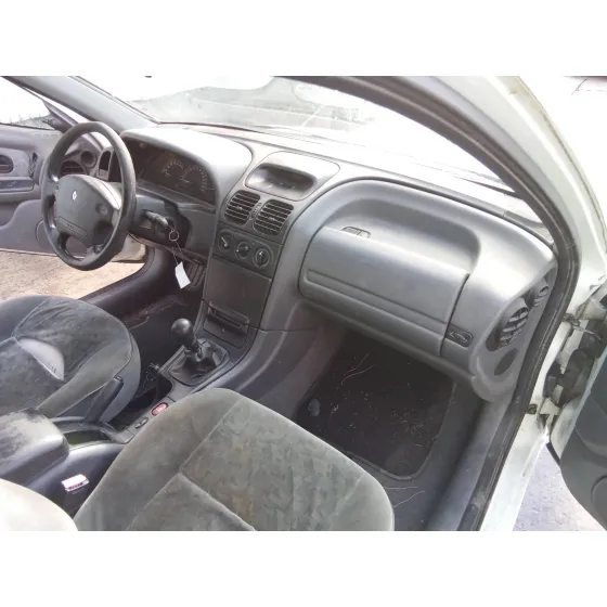 RENAULT LAGUNA (B56) '1998 2.0 BLANCO