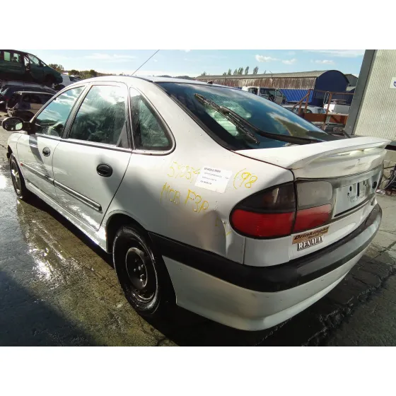 RENAULT LAGUNA (B56) '1998 2.0 BLANCO