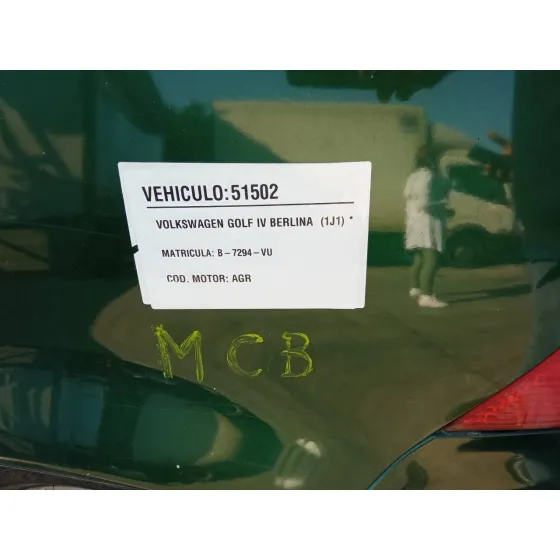 VOLKSWAGEN GOLF IV BERLINA (1J1) '1999 * VERDE