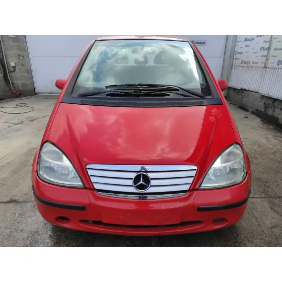 MERCEDES CLASE A (W168) '1999 1.6 CAT ROJO