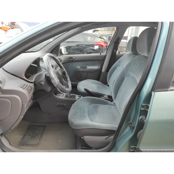 PEUGEOT 206 BERLINA '2000 1.9 DIESEL VERDE
