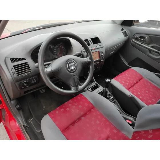 SEAT IBIZA (6K1) '2000 1.4 ROJO