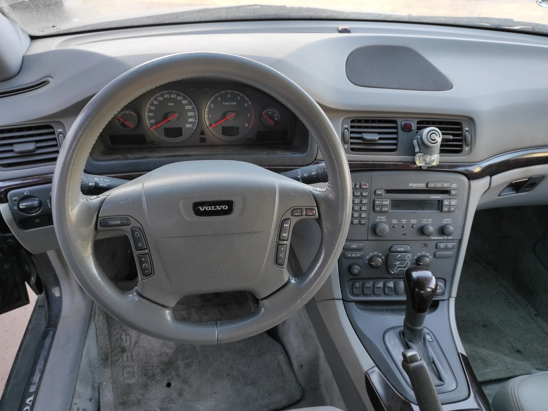 VOLVO S80 BERLINA VOLVO S80 BERLINA '1999 * AZUL MARINO 1998