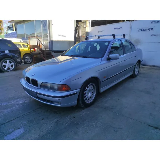 BMW SERIE 5 BERLINA (E39) '1997 523I PLATA