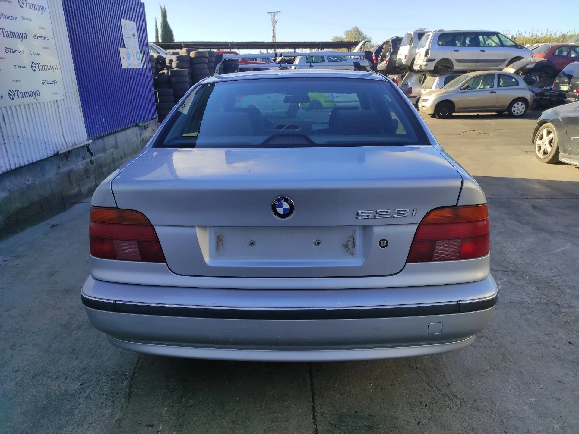 BMW SERIE 5 BERLINA (E39) '1997 523I PLATA