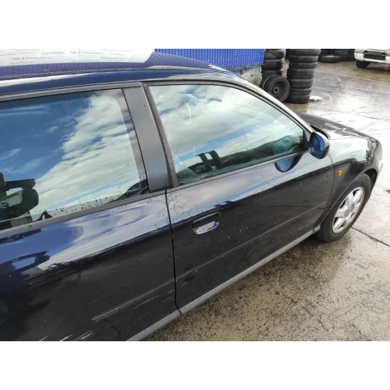 AUDI A3 (8L) '1999 1.9 TDI AZUL MARINO