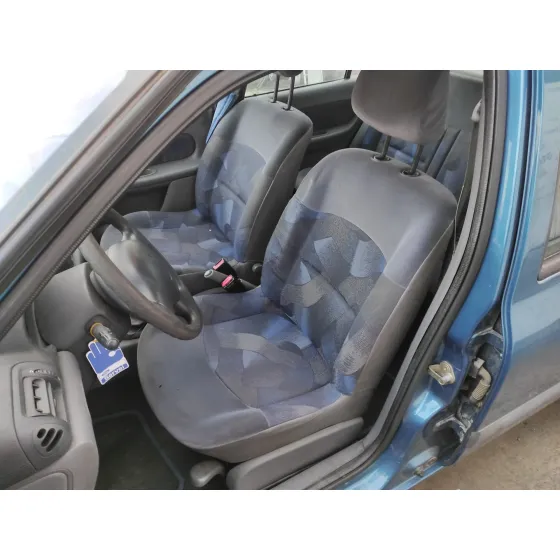 RENAULT CLIO II FASE I (B/CBO) '1999 1.2 AZUL