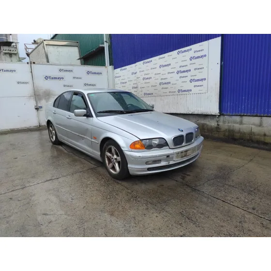 BMW SERIE 3 BERLINA (E46) '2000 * PLATA