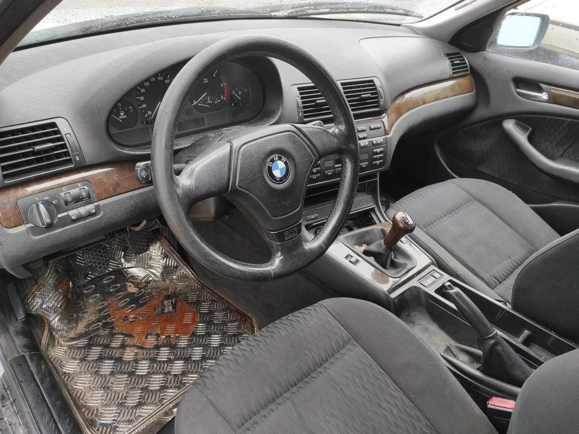 BMW SERIE 3 BERLINA (E46) '2000 * PLATA