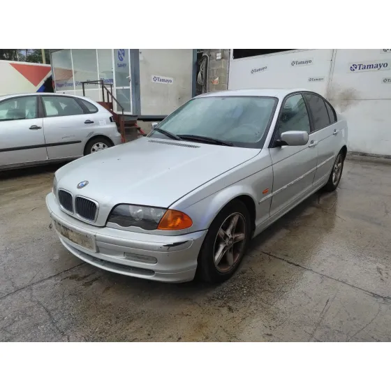 BMW SERIE 3 BERLINA (E46) '2000 * PLATA