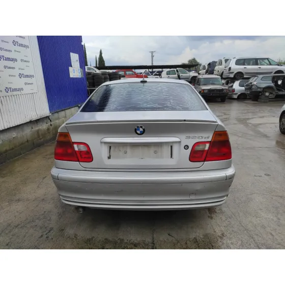 BMW SERIE 3 BERLINA (E46) '2000 * PLATA